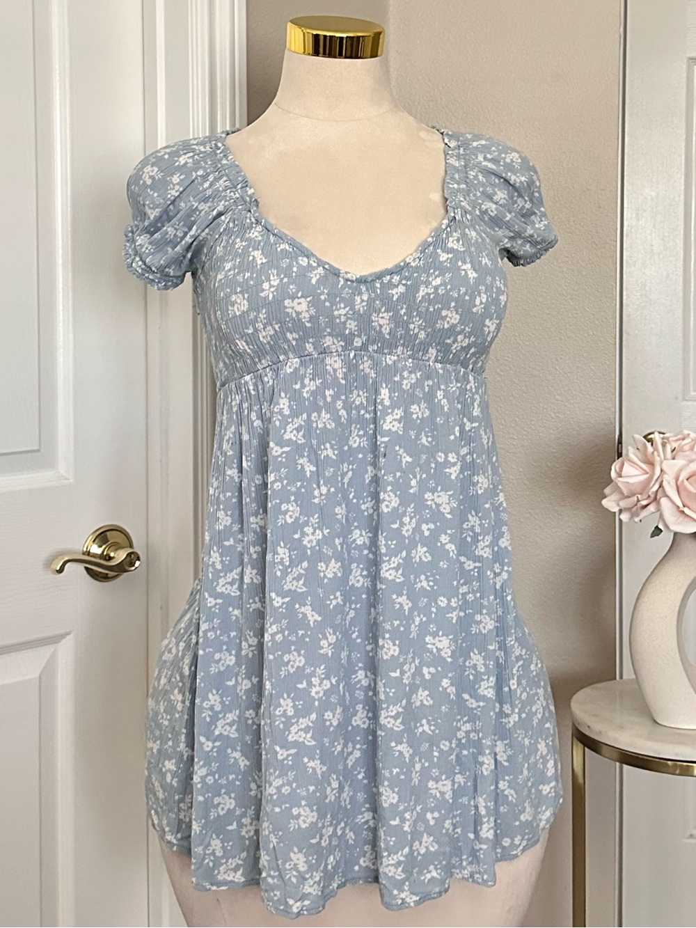Light Blue Floral Babydoll Mini Summer Dress with Puff Short Sleeves Sz S